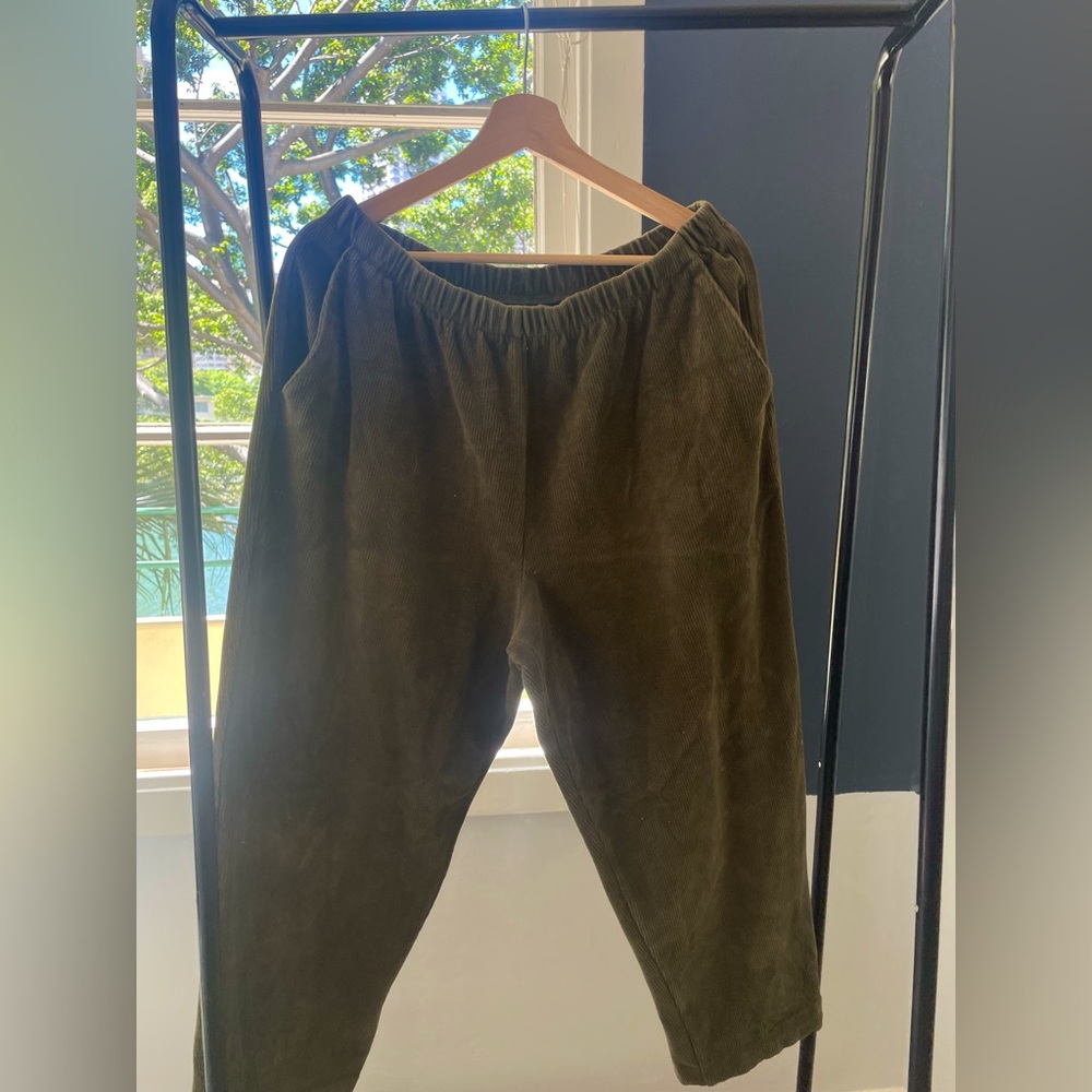 Lands’ End Corduroy Green Pants
